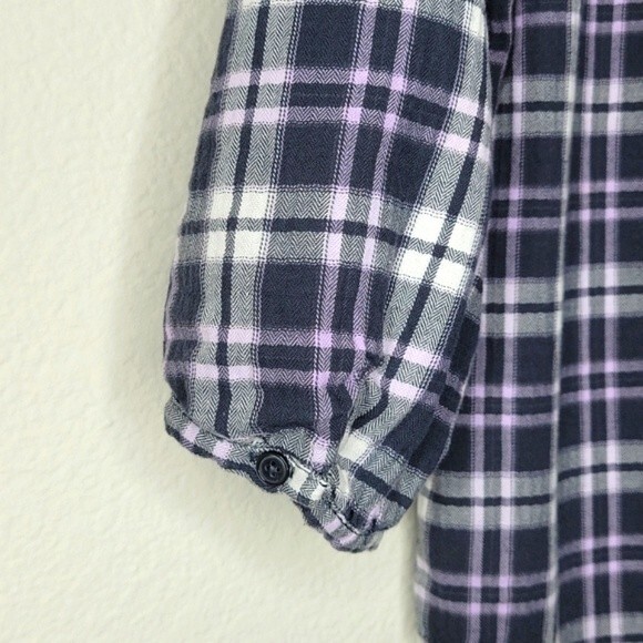 H&M DIVIDED Plaid Gray Pink Long Sleeve Button Up Shirt size 4 Pintuck Collared - Picture 12 of 16